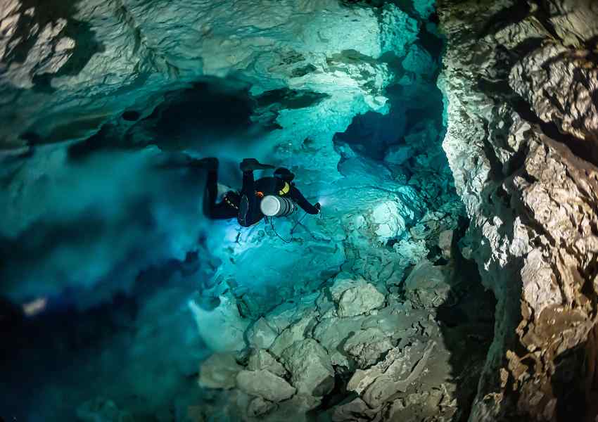 are cenotes safe